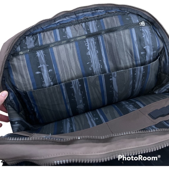 LeSportsac Brown Nylon Laptop Work Bag OS - Picture 12 of 13